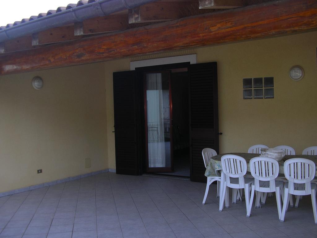 شقة Terrazza Sul Mare جويوزا ماريا المظهر الخارجي الصورة