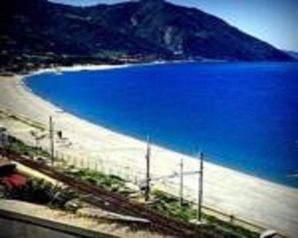 شقة Terrazza Sul Mare جويوزا ماريا المظهر الخارجي الصورة