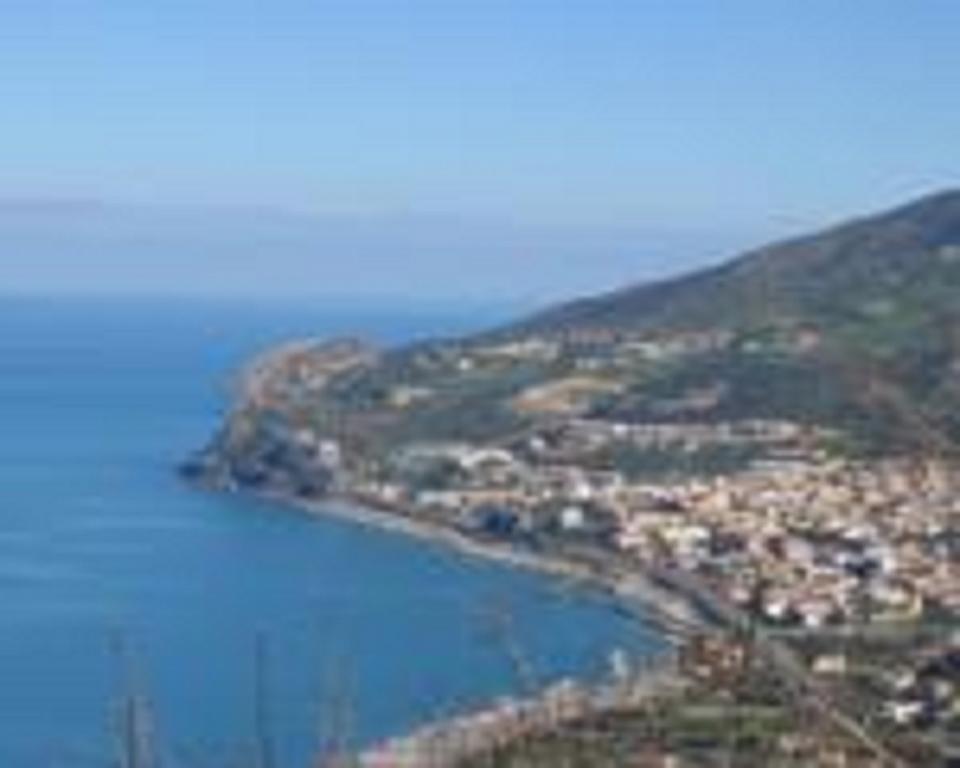 شقة Terrazza Sul Mare جويوزا ماريا المظهر الخارجي الصورة